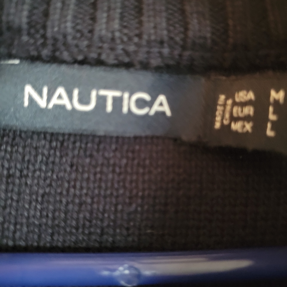 Nautica Blue Fisherman’s Cable knit Sweater with 3/4 Button Up. 100% Cotton, Med - Picture 3 of 5
